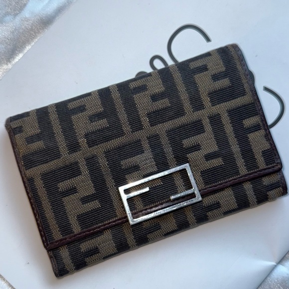 FENDI Vintage 90s Zucca Print Fendi Wallet - Picture 4 of 15